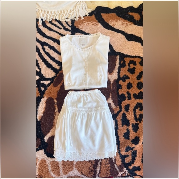 Reformation Valetta Two Piece In White, brand new, never worn, no flaws. - Picture 13 of 15